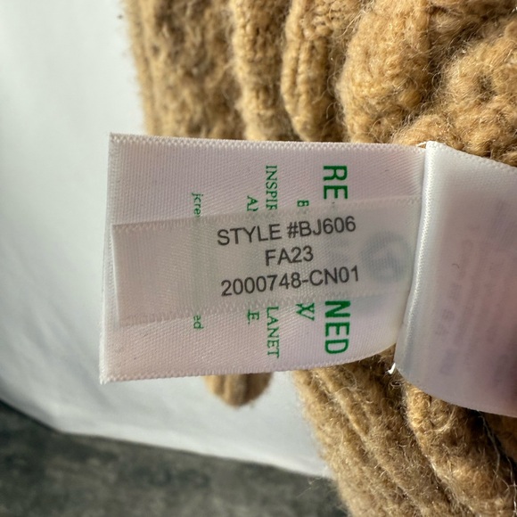 J. Crew Cable Knit Stretch Merino Wool Cardigan Sweater in Brown Size Medium - Picture 7 of 9